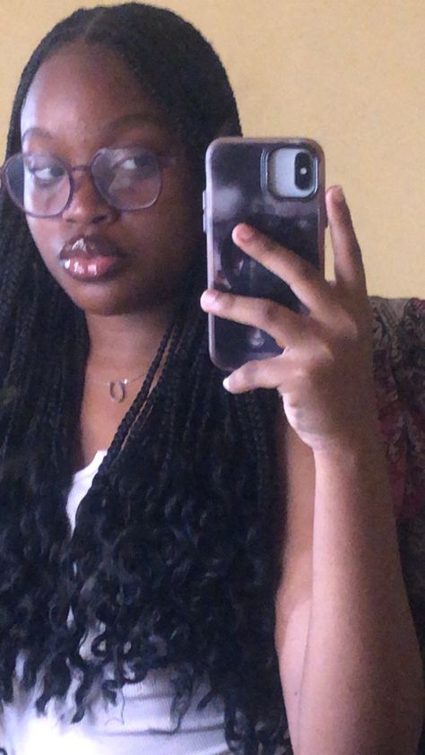 Black
Braids 
Curly
Knotless 
Mirror picture
Black girl White Top Black Bra, White Shirt Black Bra Outfits, Bra Length Braids, Bra Length Knotless Braids, Braids With Glasses, Braids And Glasses Black Women, Curly Knotless Braids, Bra Strap Length Box Braids, Curly Knotless