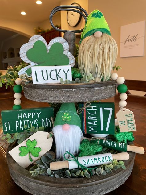 St Patricks Day Centrepiece, Tiered Tray St Patricks Day Decor, St Patrick Tiered Tray Decor, St Patricks Tiered Tray Ideas, St Patricks Day Table Decorations, St Patrick’s Day Tiered Tray Decor, Hobby Lobby St Patricks Day, St Patrick Day Decor, Holiday Tiered Tray Decor