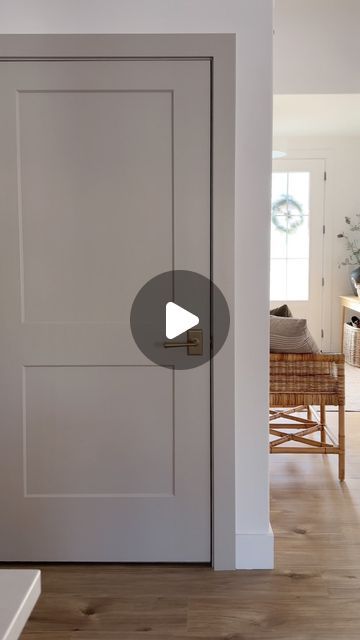 Lauren Elizabeth | HouseOfHire on Instagram: "I couldn’t be happier with how our doors turned out! I scheduled a FREE Virtual Color Consultation with a @sherwinwilliams expert, and she helped me narrow down the options I was deciding between for this project. #ad After testing out a few Peel & Stick samples at home, I knew right away I loved Worldly Gray SW 7043. Their Emerald® Urethane Trim Enamel paint applied like a dream with incredible coverage and this colour is just perfection! The power of paint always amazes me — what do you guys think?! #SWColorLove" Doors Different Colors On Each Side, Inside Door Colors Entryway, Paint Door And Trim Same Color, Inside Door Colors, Hallway Door Ideas, Pnw House, Interior Door Paint Colors, Small Kitchen Solutions, Florida Living Room