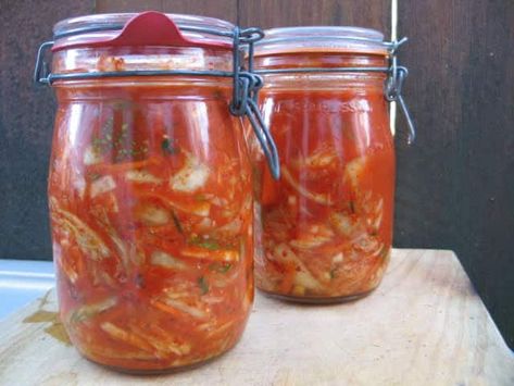 Small Batch Kimchi - Emmymade Korean Side Dishes, Kimchi Recipe, Glutinous Rice Flour, Fermented Vegetables, Napa Cabbage, Chinese Cabbage, Chinese Dishes, Fermented Foods, Fermenting