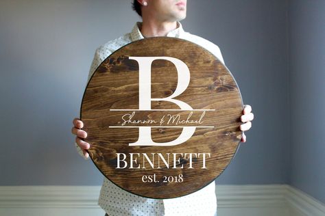 Personalized Wooden Sign Round Wood Sign Last Name Sign | Etsy Best Bridal Shower Gift, Wedding Gifts For Newlyweds, Personalized Wooden Signs, Idee Cricut, Round Wood Sign, Printing On Burlap, Diy Wood Signs, Family Sign, Diy Holz