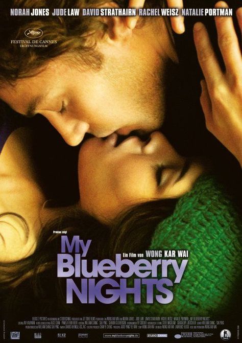 My blueberry night (+ best kiss ever) https://www.youtube.com/watch?v=9y_7eRmJtR8 My Blueberry Nights, Natalie Jones, Norah Jones, Movies Worth Watching, Septième Art, Night Pictures, Jude Law, Rachel Weisz, Cinema Posters