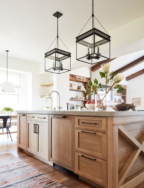 Beige Countertops, Pass Through Kitchen, Modern Spanish Revival, Ceramic Backsplash, Mediterranean Kitchen Design, Spanish Style Kitchen, Spanish Kitchen, Spanish Revival Home, Brown Floor