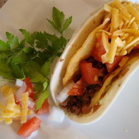 Double Decker Tacos Taco Bell Baja Sauce, Double Decker Tacos, Taco Bell Copycat Recipes, Soft Tacos Recipes, Taco Bell Sauce, Taco Bell Copycat, Taco Place, Taco Bell Recipes, Taco Shell