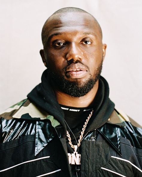 Headie One Is Destined For Success #highsnobiety Uk Rappers, Headie One, Drill Rap, Grime Artists, Vibe Board, Uk Culture, British Rappers, Rap Album Covers, White Tracksuit