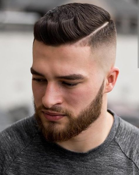 Mens Hairstyles Round Face, Comb Over Fade Haircut, Hard Part Haircut, Short Comb Over, Fade Haircut Styles, Pompadour Haircut, Short Fade Haircut, High Fade Haircut, Mens Hairstyles Fade