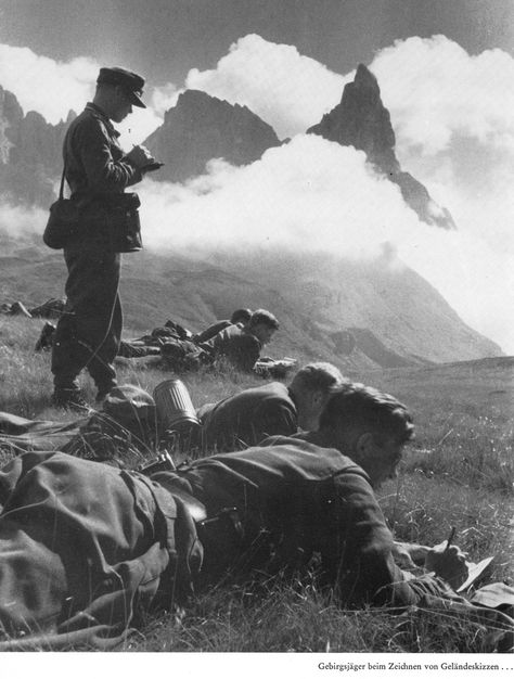 Germany mountain division in Caucasus southern Russia. Summer 1942. Wwii Propaganda Posters, Ww2 Soldiers, Contemporary History, Germany Ww2, Wwii Photos, German Soldiers Ww2, German Uniforms, Film History, Propaganda Posters