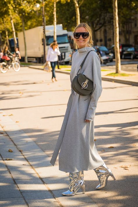 The flash of silver boots in this look is killer. Metallic Boots Outfit, Silver Shoes Outfit, Boots Street Style, Silver Boots, Metallic Boots, Leandra Medine, Giovanna Battaglia, Anna Dello Russo, Paris Fashion Week Street Style