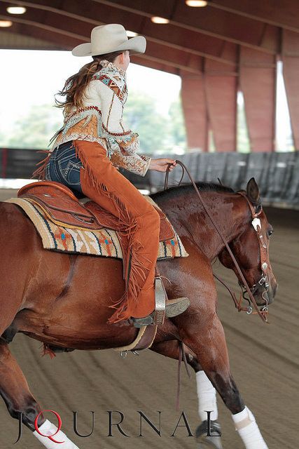 The pad, the chaps and her jacket - it's all so perfect. Love this reining outfit. Horse Drills, Equestrian Exercises, Riding Exercises, Ranch Riding, Horse Lessons, Riding Tips, Horse Exercises, Horse Riding Tips, Horse Ideas