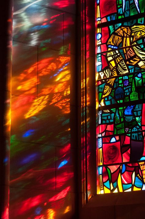 Light Through Stained Glass Window, Nature Landscape Photography, National Cathedral, Stained Glass Church, Rainbow Aesthetic, Art Stained, Very Cold, Glass Marbles, Stained Glass Window