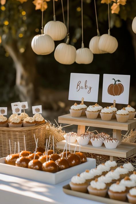 Planning a cute baby sprinkle this October? This outdoor little pumpkin themed baby shower is perfect for celebrating its a boy! The charming backdrop with adorable pumpkin-inspired decorations and delicious cupcakes and cake pops makes this setup ideal for guests or as a Co-Ed Baby Shower Idea. The rustic table decor and sweet fall vibes will have everyone falling in love with your fall baby shower theme Baby Shower For Boys, Fall Baby Shower Ideas, Baby Shower Themes For Boys, Thanksgiving Baby Shower, Fall Baby Shower Themes, October Baby Showers, October Baby, Rustic Table Decor, Coed Baby Shower