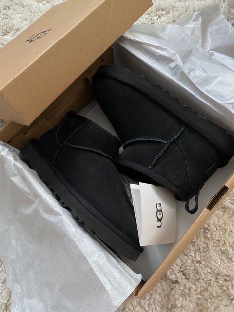 🤍 Uggs Ultra Mini, Uggs Mini, Ultra Mini Ugg, Ultra Mini Uggs, Fake Uggs, Uggs Black, Pretty Shoes Sneakers, Ugg Mini, Black Uggs