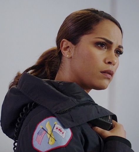 Gabriela Dawson, Gabby Dawson, Monica Raymund, Chicago Shows, Chicago Pd, Love Now, Chicago Fire, Powder Makeup, Just Friends