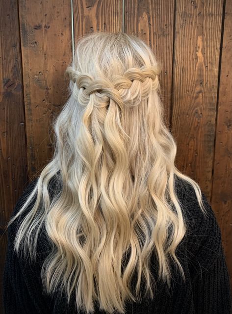 Bridesmaid Hair Plait Half Up, Plait Half Up Half Down, Fishtail Half Up Half Down, Wedding Core, Fishtail Plait, Braid Half Up Half Down, Ringlet Curls, Half Up Half Down Hairstyle, Down Hairstyle