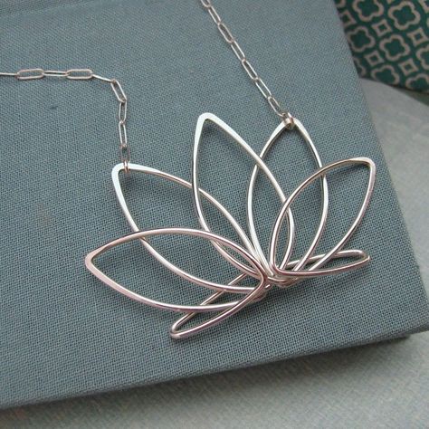 Tahoe City, Wire Wrap Jewelry Designs, Lotus Necklace, Wire Jewelry Designs, White Lotus, Wire Necklace, Wire Pendant, Wire Weaving, Wire Crafts