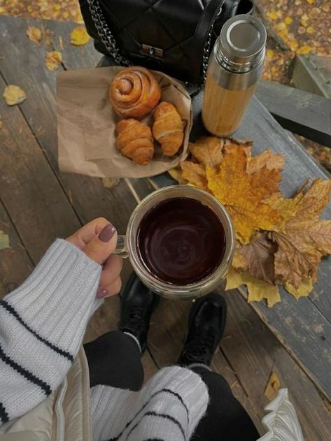 Fall Highlights, Gilmore Girls Seasons, Fall Boards, Fall Mood Board, Inspo Pics, Autumn Scenes, Fall Inspo, Fall Halloween Decor, Autumn Coffee