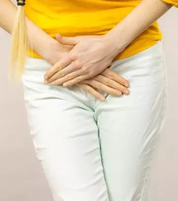 12 Best Home Remedies For Yeast Infection That Actually Work Home Remedies For Yeast Infection, Yeast Infection Remedies Fast At Home, Natural Remedies For Yeast Infection In Women, Home Remedy For Yeast Infection In Women, Bath For Yeast Infection, How To Prevent Yeast Infections, Monistat Yeast Infection, Treat Yeast Infection, Herbal Medicine