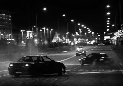 Black And White Cars Aesthetic, Dark Car Aesthetic, Logan Core, Jungkook Core, Car Aesthetic Night, Grey Cars, Black Car Wallpaper, Aesthetic Bike, Los Angeles Wallpaper