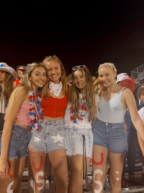 Usa Homecoming Theme Outfits, Usa Outfit Ideas Spirit Week, Gold Night Football Game, America Themed Outfit, American Out Football Outfit, Gold Out Outfits Football, America Football Game Outfit, Usa Fnl Outfit, Fourth Of July Outfit Inspiration