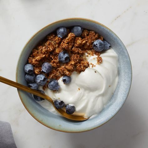 Yogurt With Blueberries, Yogurt Blueberries, Meal For One, Yogurt And Granola, Points Recipes, Granola Cereal, Granola Recipe, Granola Recipes, Light Recipes