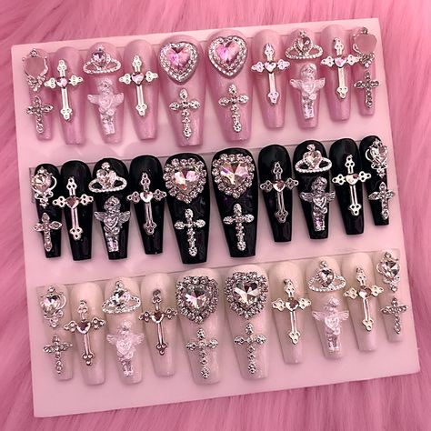 Jirai Nails, Jirai Kei Nails, Gyaru Nails, Sharp Nails, Gothic Nails, Korean Nails, Edgy Nails, Goth Y2k, Girly Acrylic Nails