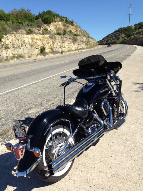 My 01 Yamaha roadstar. Indian Dark Horse, Yamaha Roadstar, Yamaha Cruiser, Star Motorcycles, Drag Star, Custom Street Bikes, Bobber Bikes, Yamaha Motorcycles, Motorcycle Travel