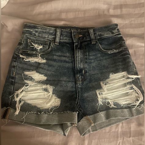 American Eagle Brand New, Never Worn, Ripped Denim Shorts, Dark Blue Size 2, Stretch Grunge Jean Shorts, Blue Jeans Shorts Outfit, School Shopping Clothes, Alt Style Outfit, Grunge Shorts, Shorts Ripped, Eagle Brand, Ripped Jean Shorts, Shorts American Eagle