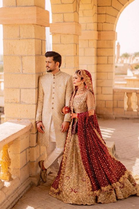 Pakistani Wedding Shoot Couple, Barat Photoshoot Poses, Pakistani Bride And Groom Outfits, Nikkah Couple Outfit, Muslim Groom Outfit For Nikah, Muslim Groom Outfit, Pakistani Wedding Couple, Reception Photoshoot, Wedding Matching Outfits