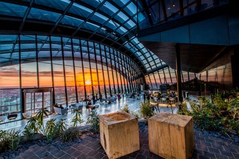 Sky Pod Bar, Darwin Brasserie and Fenchurch Seafood Bar & Grill by o1 Creative, London – UK » Retail Design Blog Sky Garden London, Glass Restaurant, Best Rooftop Bars, London Bars, Better Homes And Garden, Sky Garden, Things To Do In London, Instagrammable Places, London Restaurants