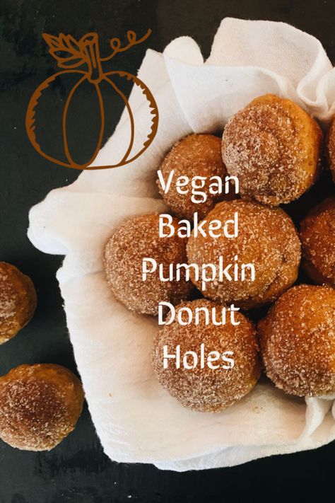 Vegan Pumpkin Donut Holes, Vegan Donut Holes, Pumpkin Spice Donut Holes, Pumpkin Donut Holes, Vegan Donut Recipe, Donut Hole Recipe, Pumpkin Doughnut, Yeast Donuts, Vegan Pumpkin Spice