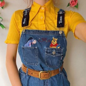 Kristina Webb, Mode Ulzzang, Diy Vetement, Cropped Cardigan Sweater, Trendy Swimwear, Painted Clothes, Outfit Trends, Moda Vintage, Disney Outfits