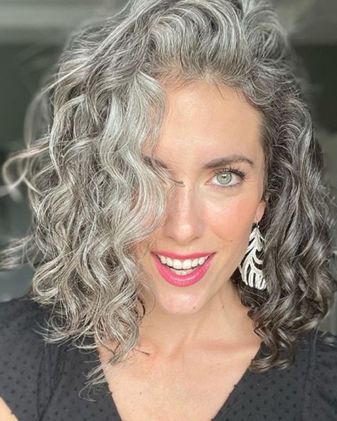 Curly Short Gray Hairstyles For Women Short Gray Hairstyles, Gray Hairstyles For Women, Curly Gray Hair, Shoulder Length Hair With Bangs, Going Gray Gracefully, Gray Hairstyles, Grey Curly Hair, Awesome Hairstyles, Curly Short