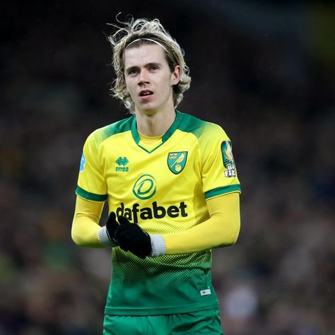 Liverpool Reportedly Step Up Transfer Interest in Norwich City's Todd Cantwell  ||  Liverpool  have reportedly "intensified their interest" in  Norwich City  midfielder Todd Cantwell and will look to beat a host of Premier League rivals to his signature this summer... https://bleacherreport.com/articles/2876684-liverpool-reportedly-step-up-transfer-interest-in-norwich-citys-todd-cantwell Todd Cantwell, Sadio Mane, This Is Anfield, Liverpool England, Norwich City, Transfer Window, European Football, Arsenal Fc, Old Trafford