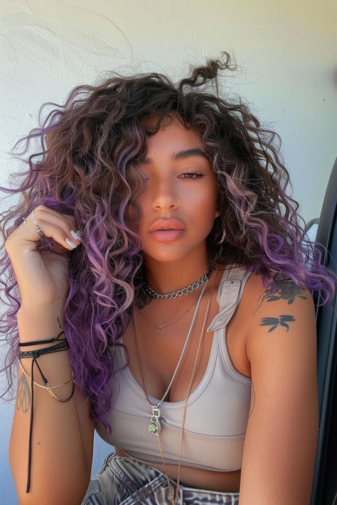 Discover 12 enchanting mermaid hair ideas for a bold new look. These vibrant colors will make you stand out. Visit our website to explore these trendsetting examples! Dyed Tips Curly Hair, Partial Highlights Curly Hair, Hair Color Ideas Auburn, Mermaid Hair Ideas, Colorful Curly Hair, Purple Curly Hair, Hair Styles Long Hair, Fro Yo, Dyed Tips