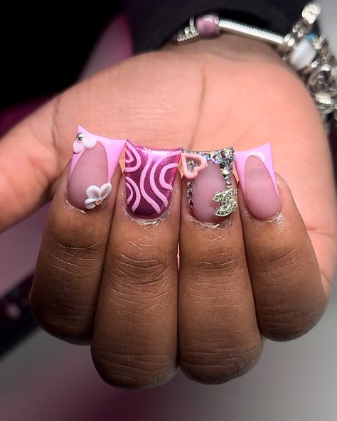 Starting to like pictures more than reels … what yall think ? Don’t forget to book your March sale appointment and bring your bestie 💕 #nails #nailart #nailsofinstagram #brooklynnailtech #nycnailtech #acrylicnails #freestylenails #ducknails #frenchnails Libra Birthday Nails, Libra Birthday, Nyc Nails, Nail Art Designs Images, Acrylic Nail Set, Hard Nails, Colored Acrylic Nails, Girly Acrylic Nails, Dope Nail Designs