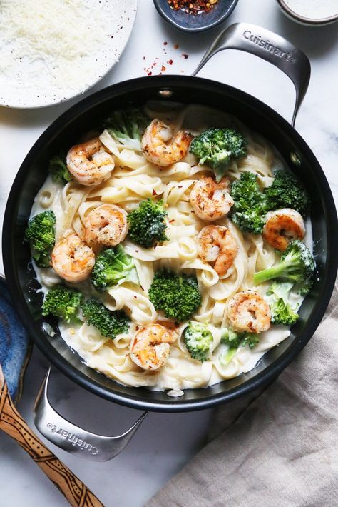 Creamy Shrimp and Broccoli Pasta - Supper With Michelle Creamy Shrimp And Broccoli Pasta, Shrimp Pasta Recipes With Broccoli, Shrimp And Broccoli Scampi, Shrimp Brocolli Pasta Recipes, Shrimp Alfredo Pasta With Broccoli, Shrimp Scampi With Broccoli, Shrimp Fettuccine Alfredo With Broccoli, Shrimp With Broccoli Recipes, Shrimp Broccoli Alfredo Pasta