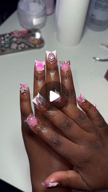 @bratznailzbymira on Instagram: "Short duck freestyle 💕💅🏾 !! - - - #duncanvillenailtech #dallasnailtech #nailtech #desotonailtech #insponails #nailfind #explore #explorepage" Nails Super Short, Short Duck Nails, Junk Nails, Duck Nails, Galaxy Nails, Unique Acrylic Nails, Holiday Nails, Nail Tech, Short Nails