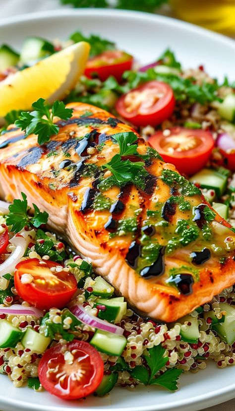 Quinoa With Salmon, Salmon And Quinoa Recipes, Salmon And Salad, Salmon And Quinoa, Salmon With Quinoa, Season Salmon, Cucumber Onion, Salmon Quinoa, Cooked Quinoa