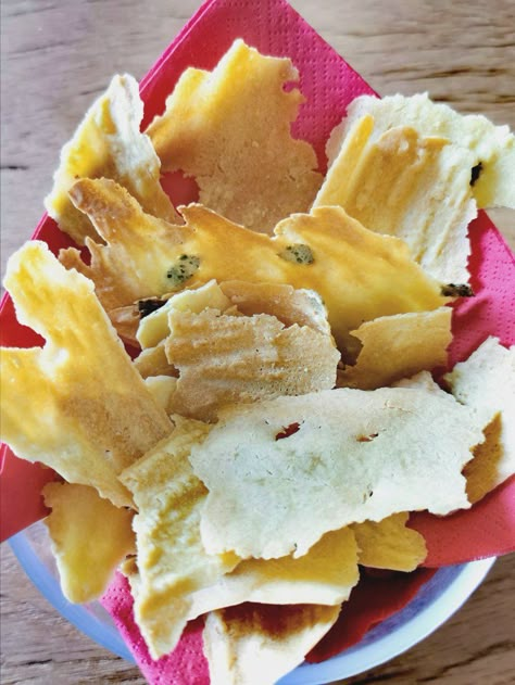 Savoury Crackers, Pasta Maker, Breakfast Snacks, European Food, Raw Vegan, Sans Gluten, Raw Food Recipes, Finger Foods, Wine Recipes