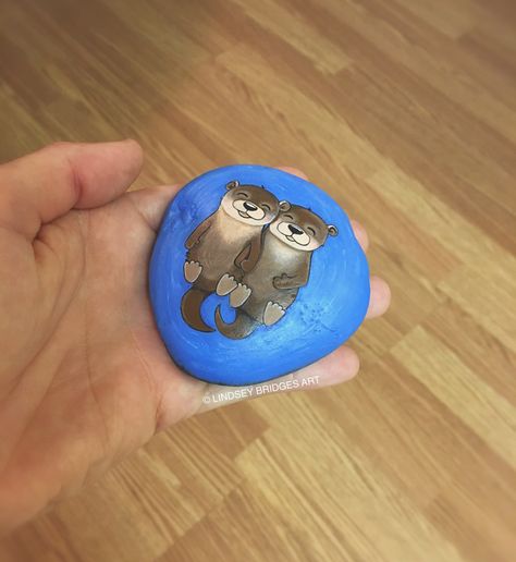 Otter Rock Painting, Painting Animals, Substitute Teaching, Happy Stones, Art Drawings Sketches Pencil, Rock Ideas, Paint Rock, Kid Rock, Rock Painting Designs