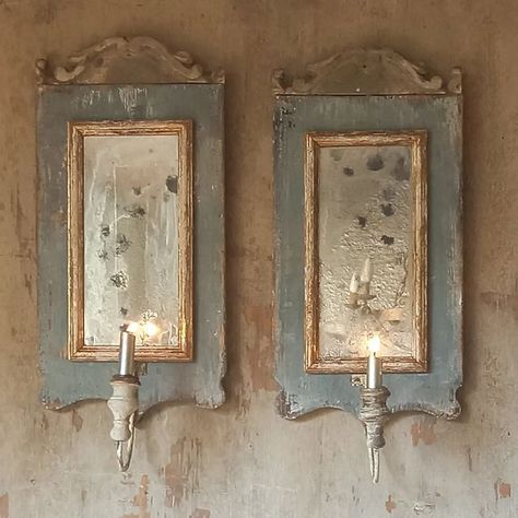 Vintage Wall Sconces Bathroom, French Mirrors Antique, Decorative Furniture Painting, Antique Mirror Diy, Mirror And Sconces, Antique Wall Mirror, Mirror Sconces, Gustavian Furniture, Mirror Dining Room