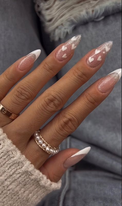 Creative Nail Ideas, Almond Shaped Nails Designs, Glitter Nail Designs, Bridal Nail, 3d Nail Designs, Abstract Nail, Nail Polish Swatches, Unghie Nail Art, Water Marble Nails