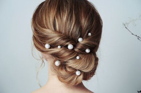 Bridal hair pins pearl