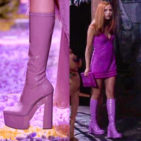 gangsta barbie ♡ on Instagram: “daphne blake really arrived onto spooky island in atelier versace patent leather gogo boots. she is the moment!” Gogo Boots Outfit 70s, Gogo Boots Outfit, Daphne Halloween Costume, Spooky Island, Go Go Boots, Vibrant Outfits, 2000s Fashion Trends, Daphne Blake, Outfits 70s