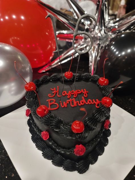 Red And Black Birthday Cakes For Women, Mocktails Girly, Red And Black 21st Birthday Party, Black And Red Themed Party, Red And Black Sweet 16 Cake, Black And Red 18th Birthday, Red And Black 18th Birthday Party, Red And Black Themed Birthday Party, Black And Red Heart Cake