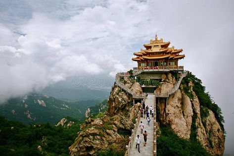 Laojun Mountain, King Room, Luoyang, Chinese Architecture, Samurai Warrior, Environment Concept Art, Beautiful Places To Travel, Asia Travel, Beautiful World