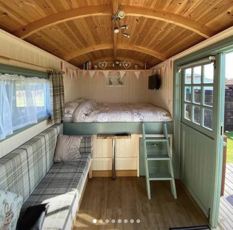 Diy Cargo Trailer, Trailer Camper Conversion, Cargo Trailer Camper Conversion, Hut House, Cargo Trailer Camper, Tiny House Camper, Tiny House Village, Diy Camper Remodel, Tiny House Inspiration