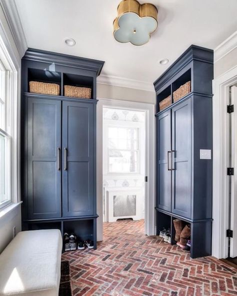 I love brick floors, especially in a mudroom! I love the dark color of these cabinets with the bricks. Brick Floors, Laundry Room/mud Room, Laundry Room Flooring, Mudroom Entryway, Mudroom Laundry Room, Mudroom Design, Blue Cabinets, Brick Flooring, Laundry Mud Room