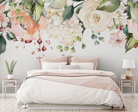 Hotel Style Bathroom, Peel And Stick Wall Decor, Green Leaves Wallpaper, Stick Wall Decor, Romantic Bedroom Ideas, Green Leaf Wallpaper, Flower Chandelier, Hotel Room Design, Pink Sofa