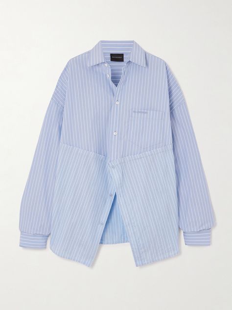 Balenciaga's shirt looks like two classic styles spliced together to create an offbeat, deconstructed design. It's made from panels of subtly contrasting striped cotton-poplin and has a loose fit enhanced by dropped shoulder seams. The buttons at the hem are meant to be left undone to form a split. Balenciaga Shirt, Jean Trench Coat, Balenciaga Clothing, Poplin Top, Cotton Poplin Shirt, Style Cardigan, Basic Shirts, Poplin Shirt, Everyday Wardrobe